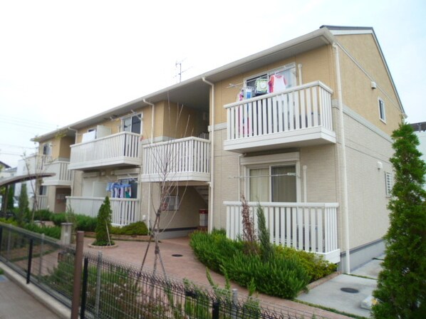 ノクターン の物件外観写真